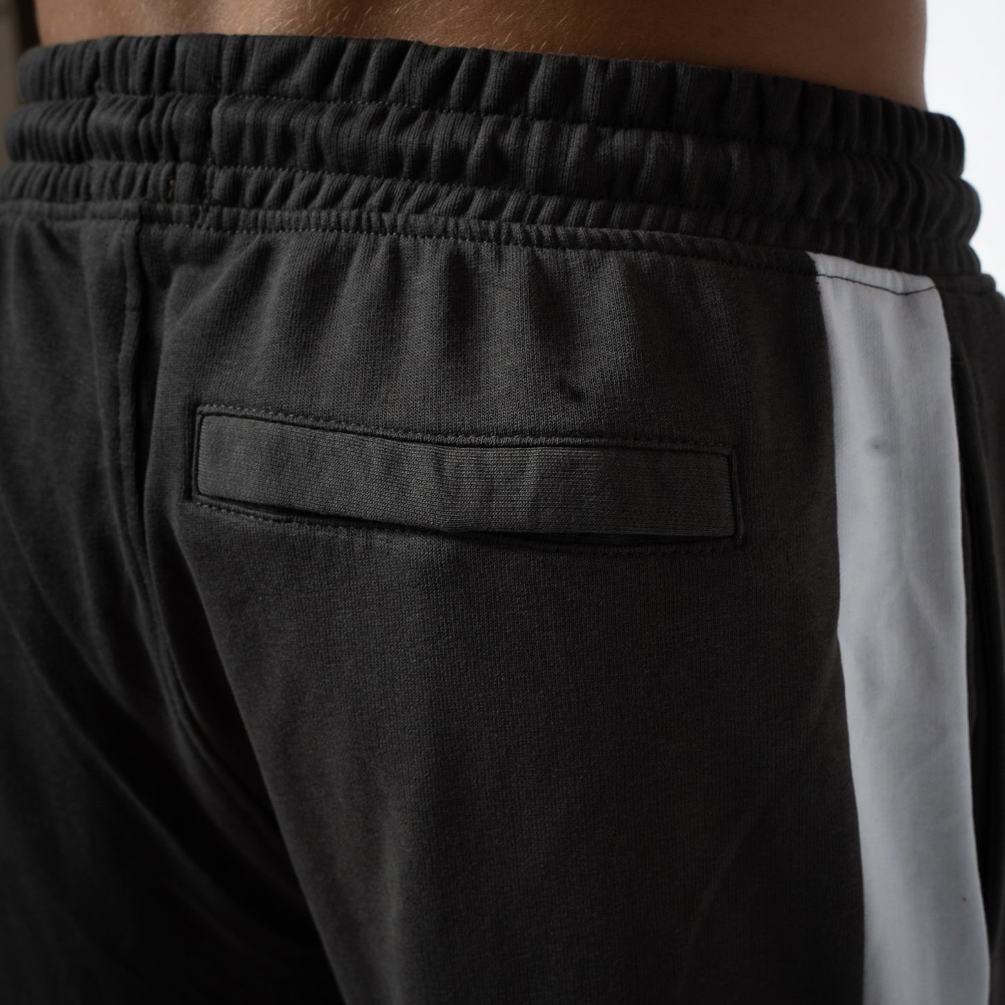 LINE JOGGER - SLATE GREY