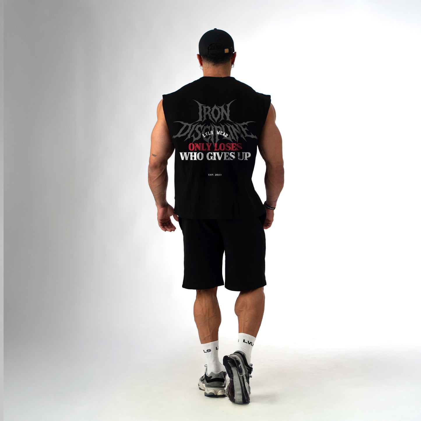 IRON DISCIPLINE V2 TANK - BLACK